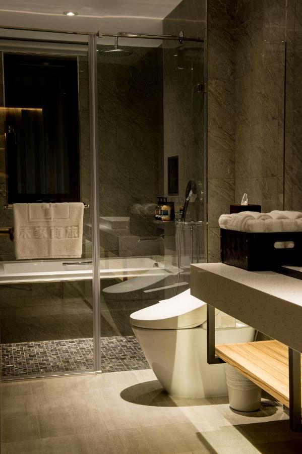 He-Jia Hotel Miaoli Εξωτερικό φωτογραφία